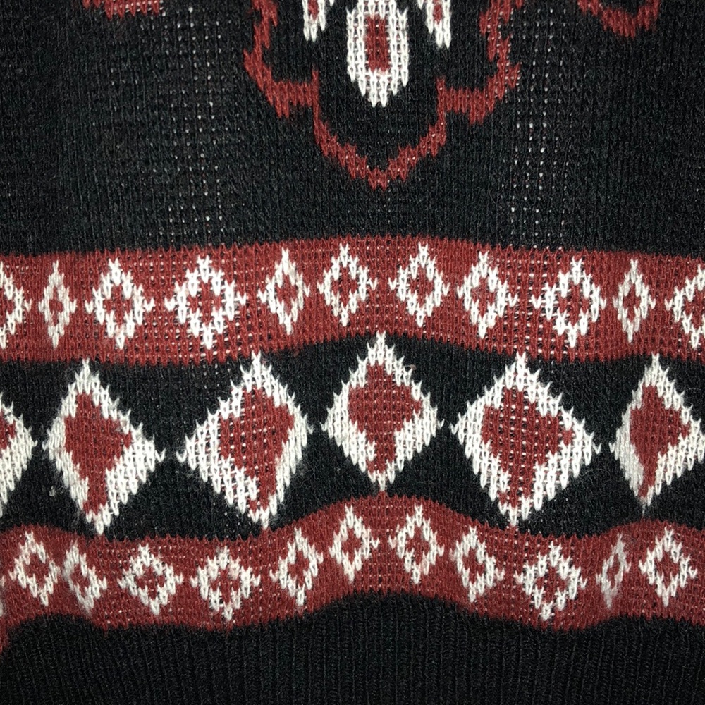 Cozy Patterned sweater - Picture 2 of 2